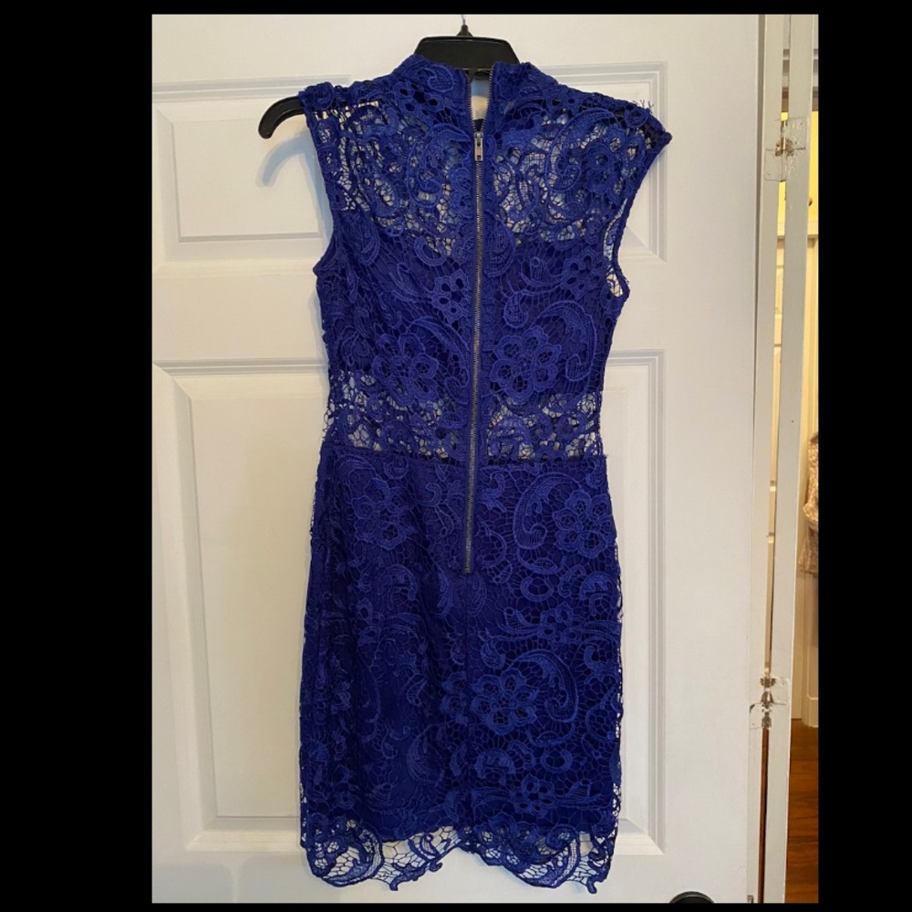 Cobalt blue lace dress - Picture 2 of 3